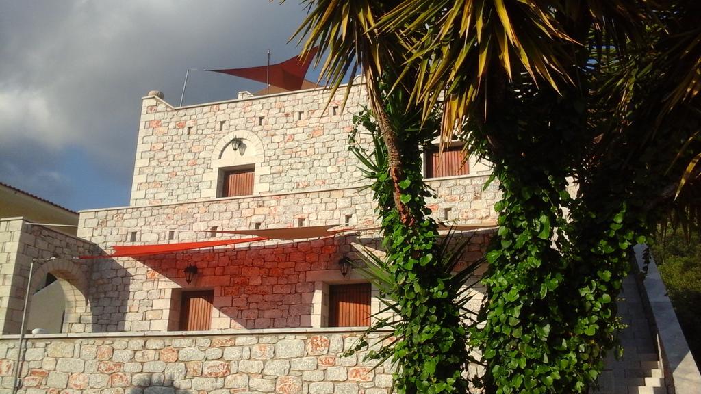 Foivos 2 Hotel Gythio Exterior photo
